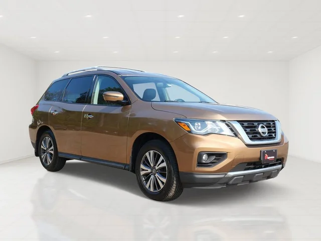 2017 Nissan Pathfinder SL