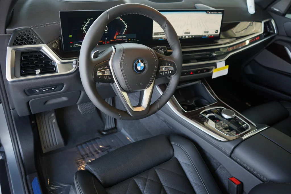Used 2026 Gray BMW xDrive50e image 13