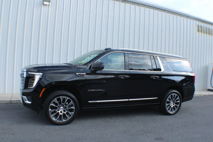 Certified Used 2026 Onyx Black GMC Denali image 4