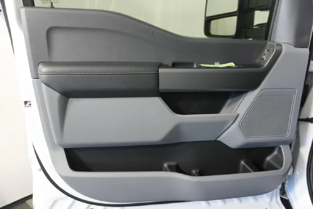 New 2026 Oxford White Ford F-250® XLT image 26