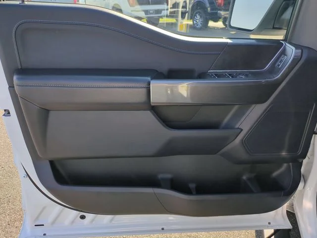 Used 2023 White Ford XLT image 12