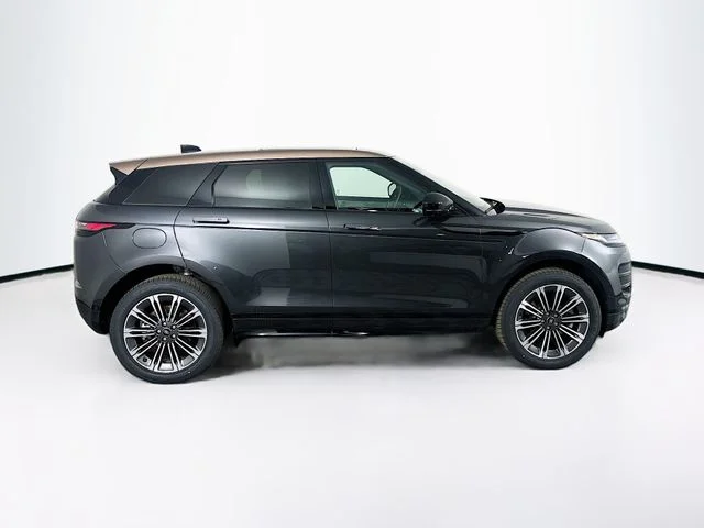 Used 2026  Land Rover Dynamic image 4
