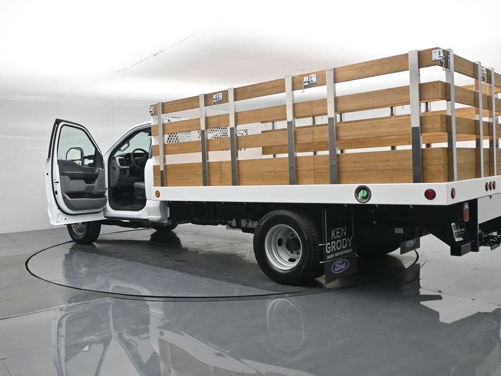 New 2026 Oxford White Ford XL image 26