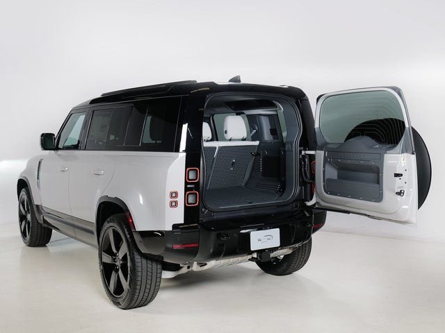 New 2026 Borasco Grey Land Rover X-Dynamic SE image 30