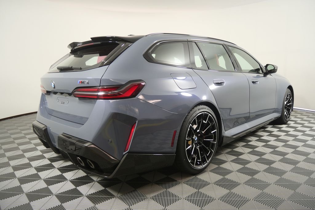 New 2027 Storm Bay Metallic BMW Base image 3