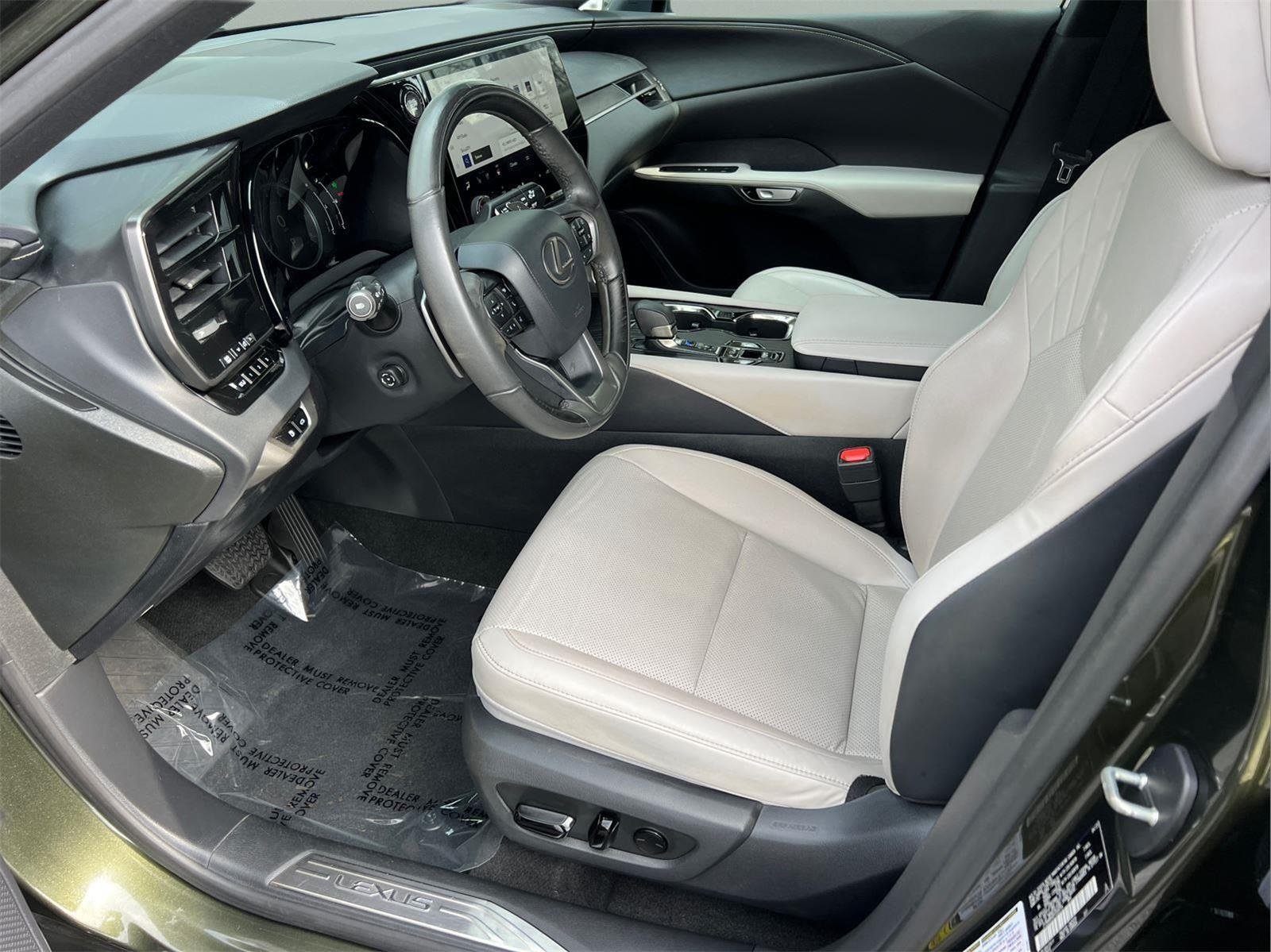 2023 Lexus RX 350 - Photo 10