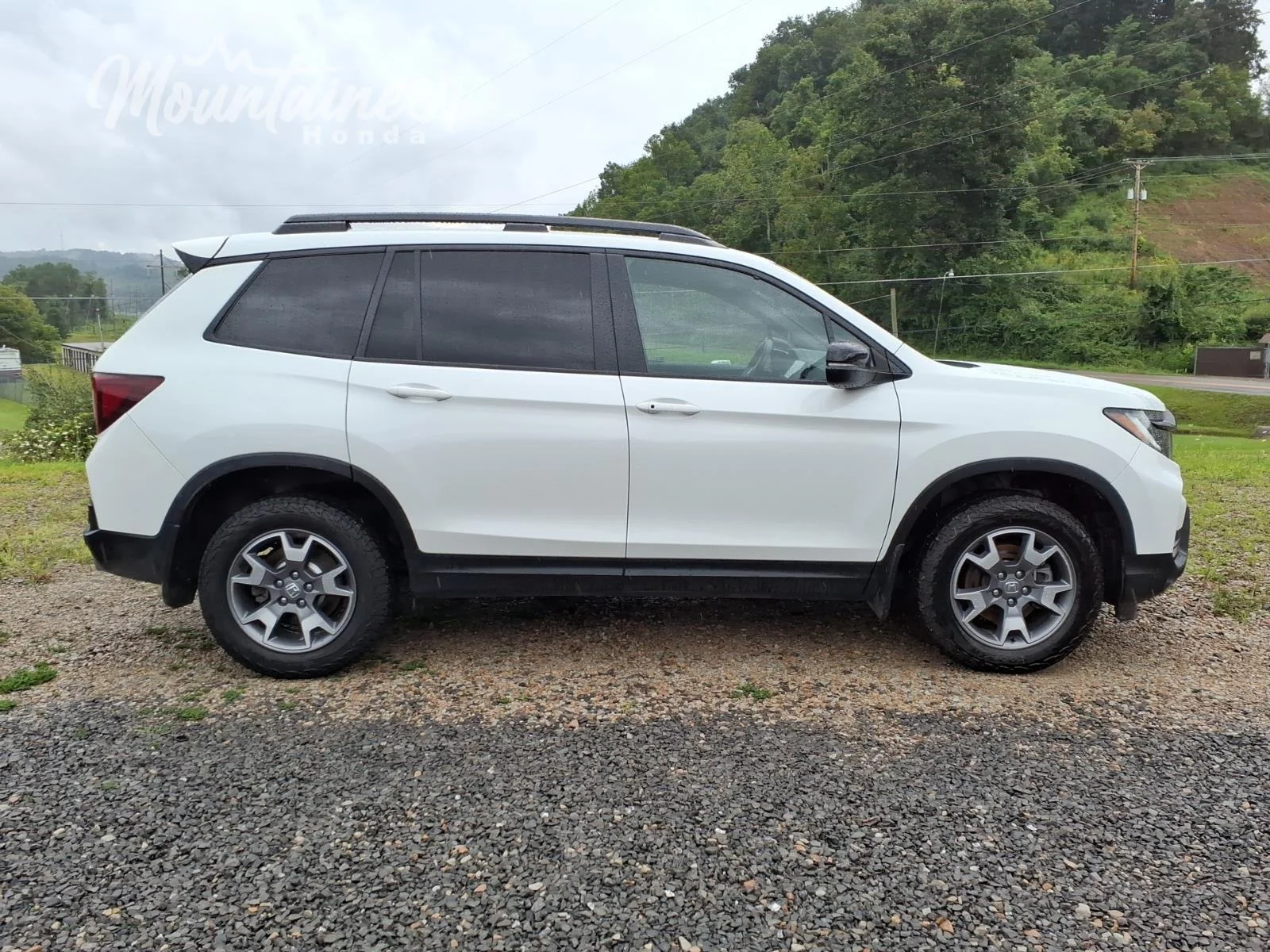 Used 2023 Platinum White Pearl Honda TrailSport image 8
