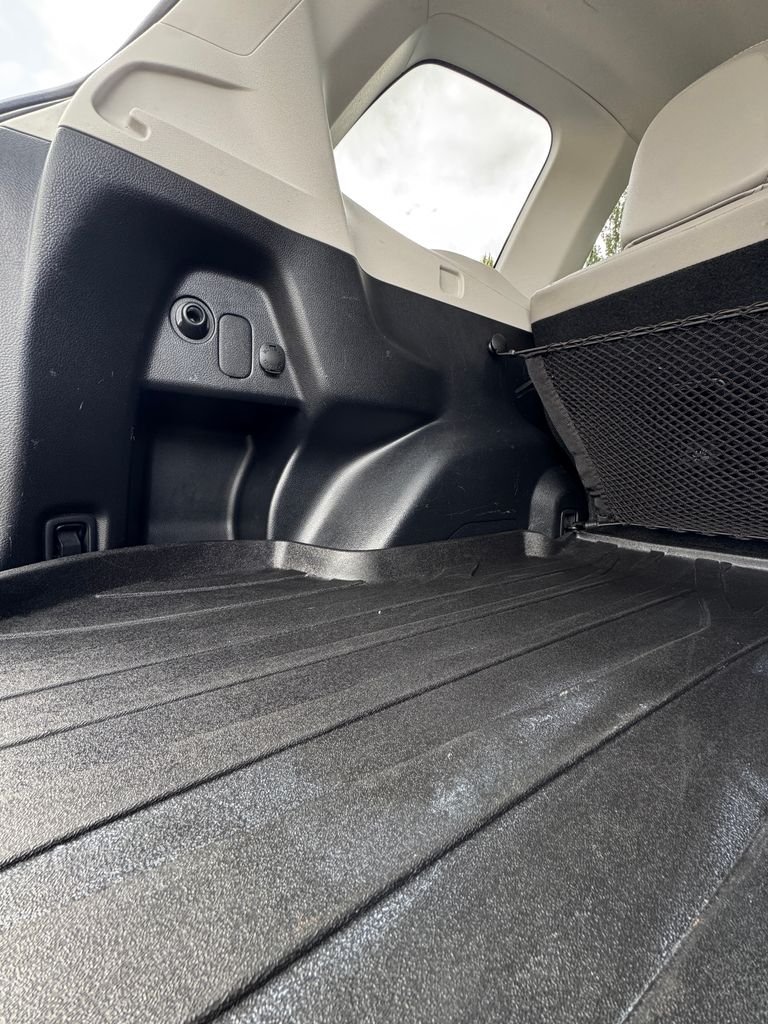 Used 2014 Dark Gray Metallic Subaru 2.5i Limited image 11