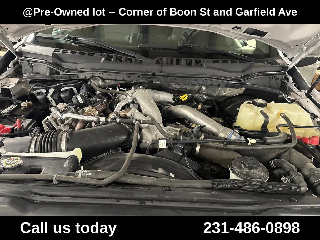 Used 2022 White Ford XLT image 10