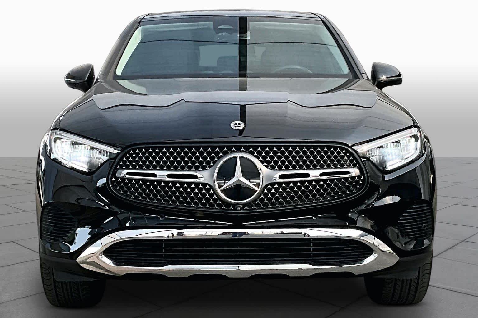 Certified Pre-Owned 2025 Mercedes-Benz GLC 300