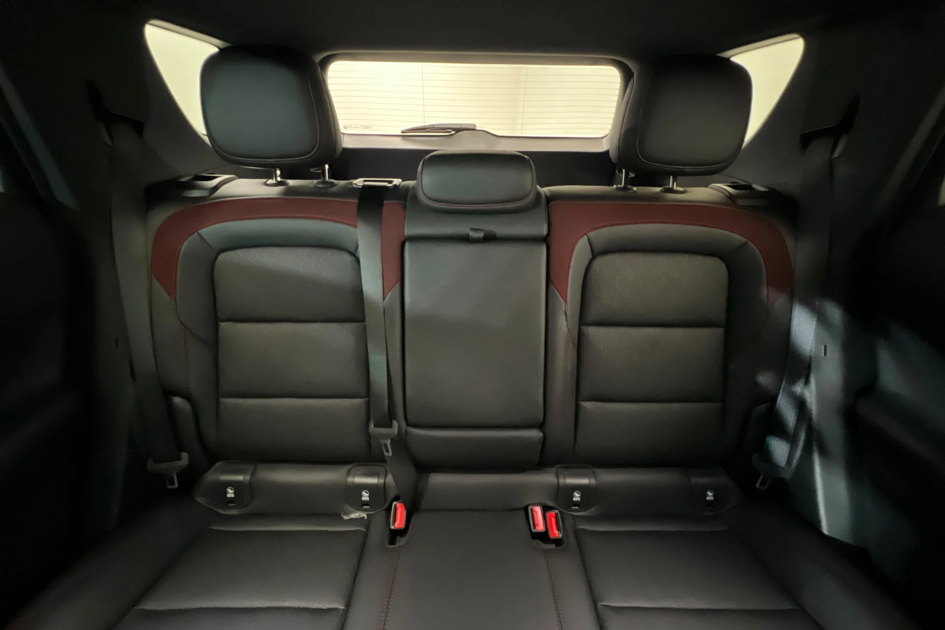 2027 Chevrolet Equinox RS - Photo 25