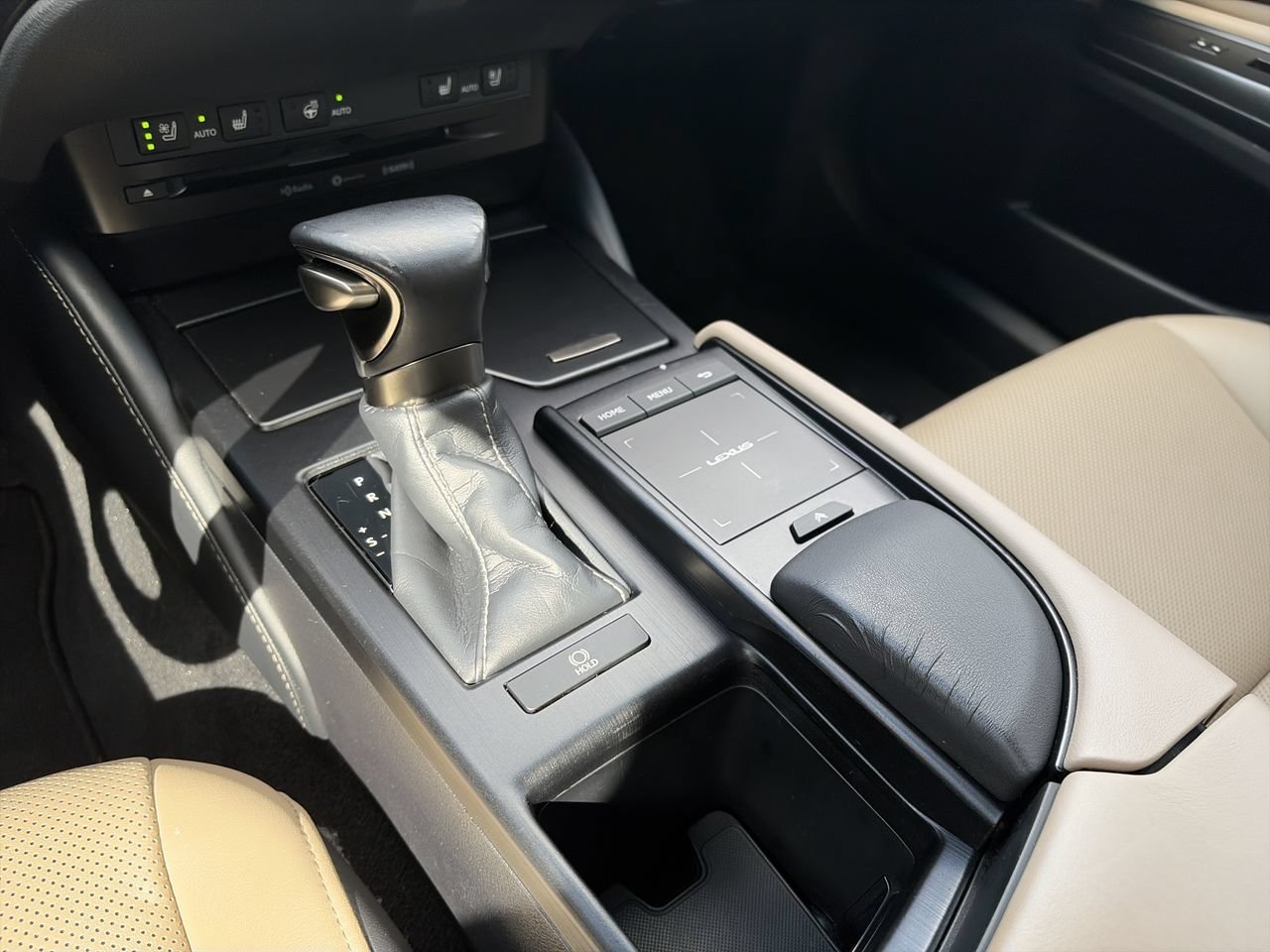 Used 2019 Moonbeam Beige Met Lexus ES 350 image 26