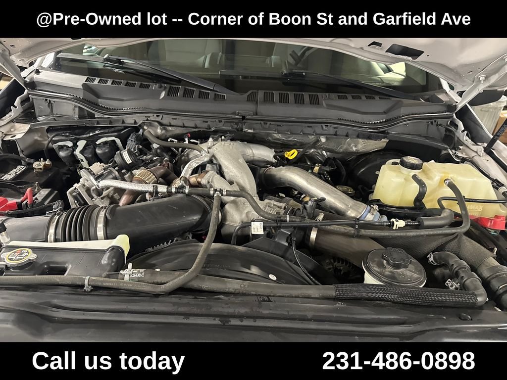 Used 2022 White Ford XLT image 10