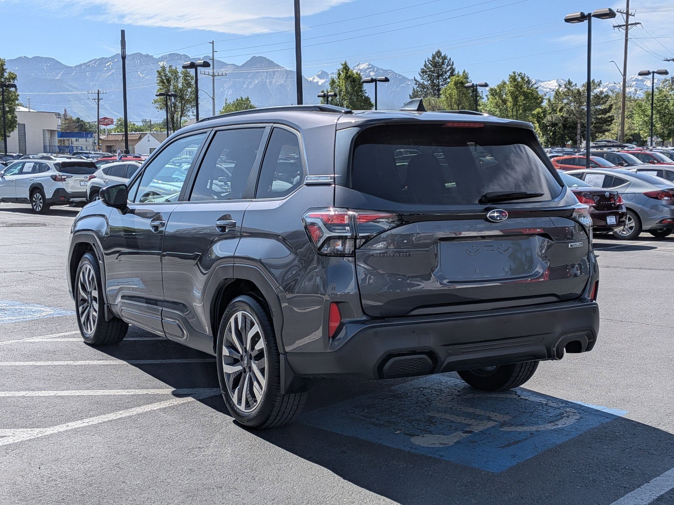 Used 2025 Magnetite Gray Metallic Subaru Touring image 5