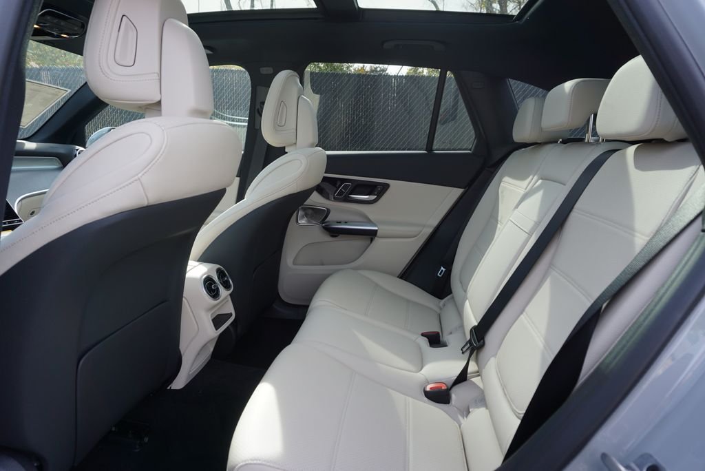 Used 2026 MANUFAKTUR Alpine Grey Mercedes-Benz GLC 300 image 13