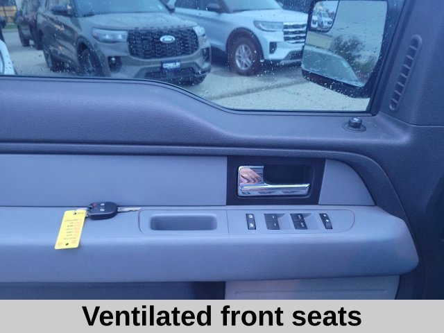 Used 2014 Gray Ford XLT image 17