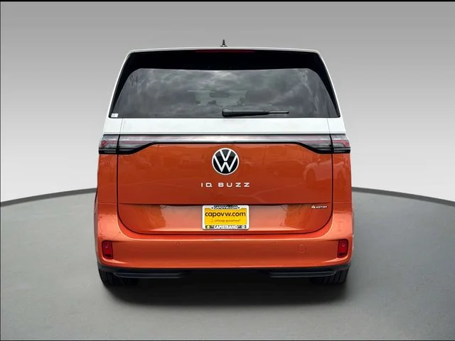 New 2025 Energetic Orange W/White Upper Volkswagen Pro S Plus image 5