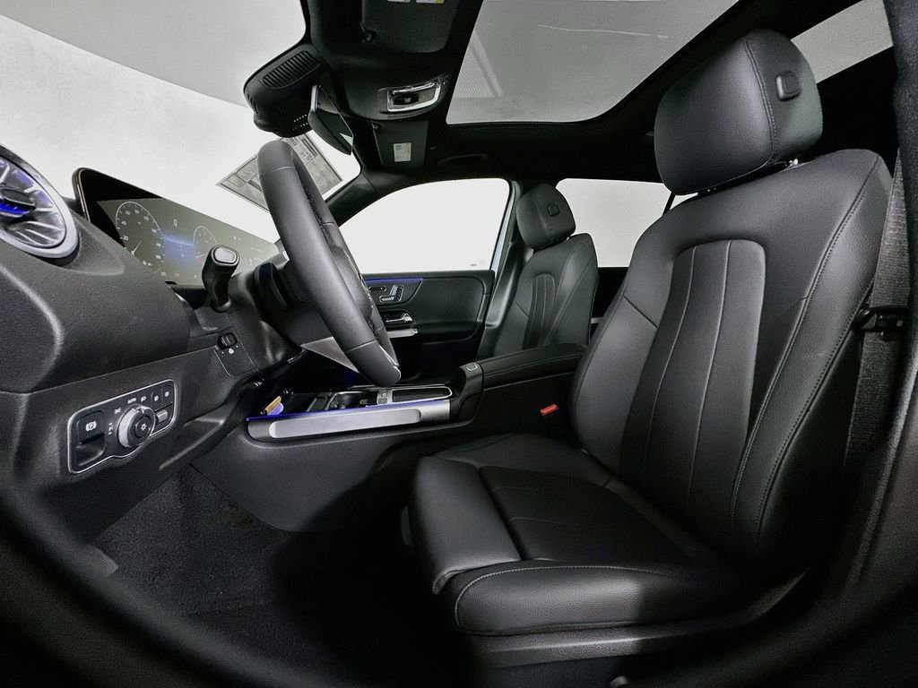 New 2026 Cirrus Silver Metallic Mercedes-Benz GLB 250 image 20