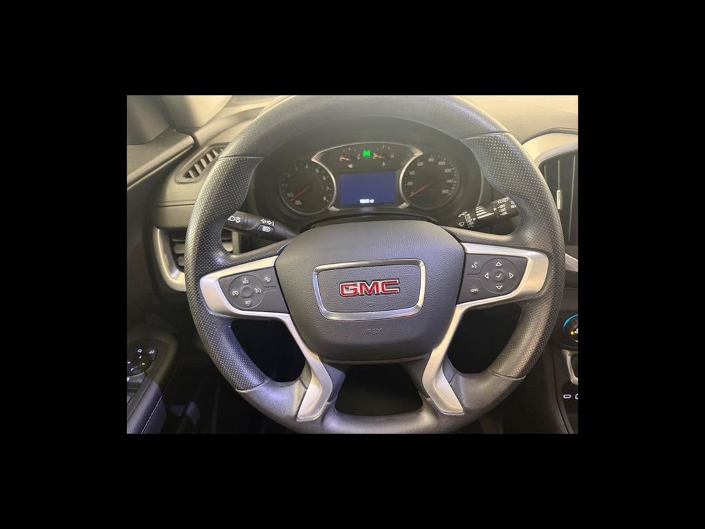 Used 2022 White GMC SLE image 14