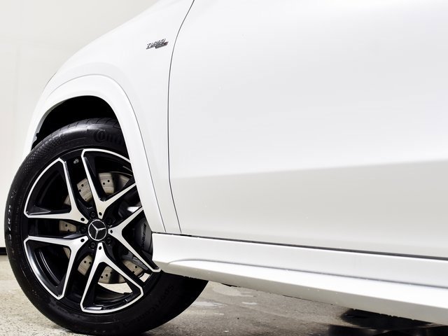 New 2026 MANUFAKTUR Moonlight White Magno Mercedes-Benz GLE 53 AMG® image 68
