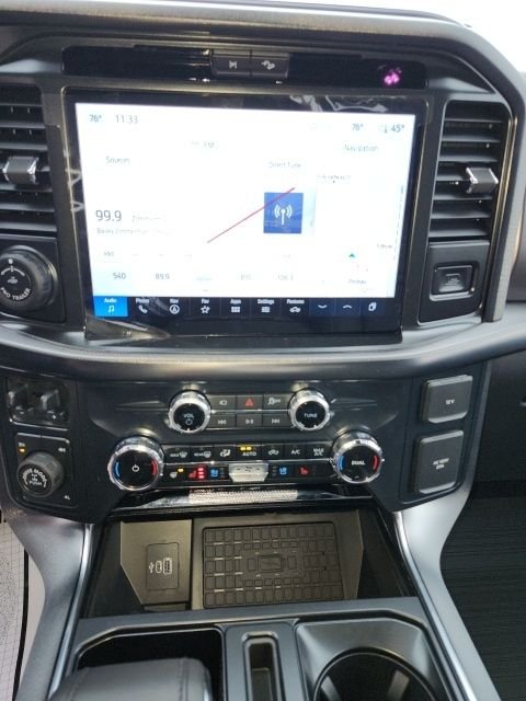 2025 Ford F-150 Platinum - Photo 38