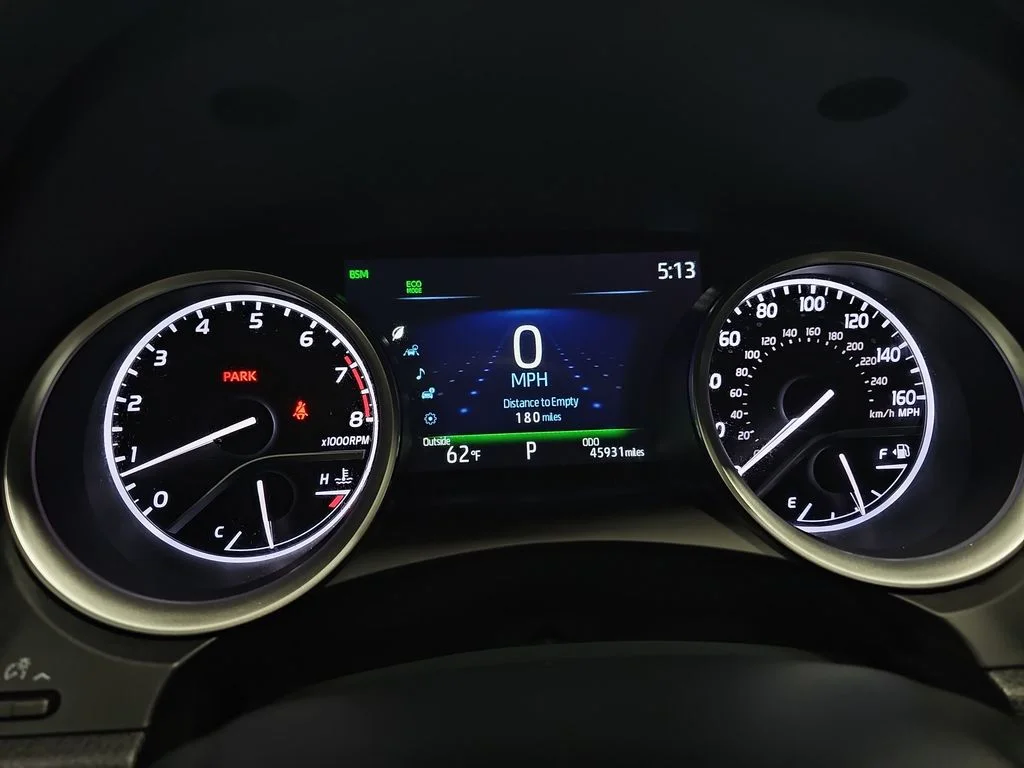 Used 2023 Silver Toyota XLE image 21
