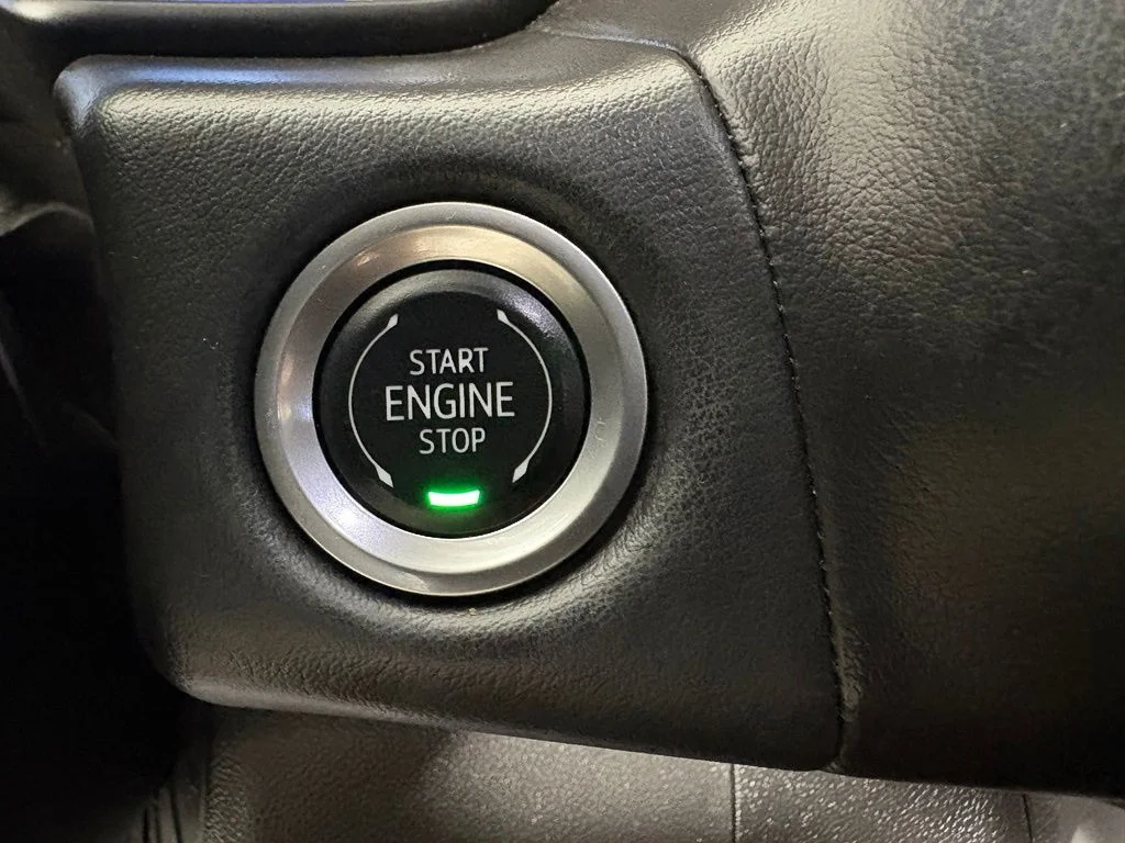 Used 2024 White Chevrolet RST image 33