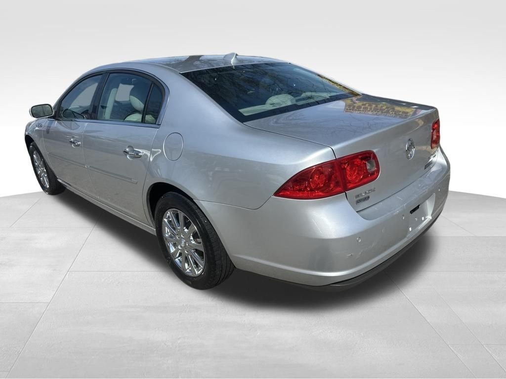Used 2010 Silver Buick CXL Premium image 18