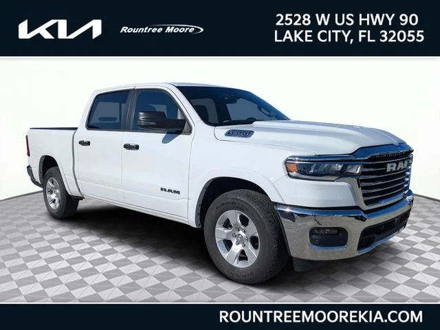 2025 RAM 1500 Big Horn/Lone Star 4x4 Crew Cab 5'7's photo