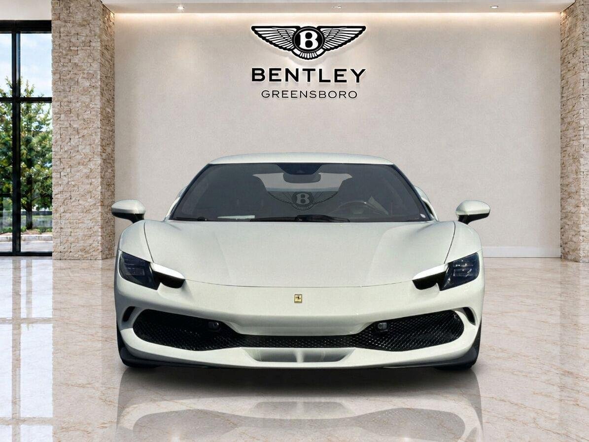 Used 2025 Bianco Cervino Ferrari  image 8