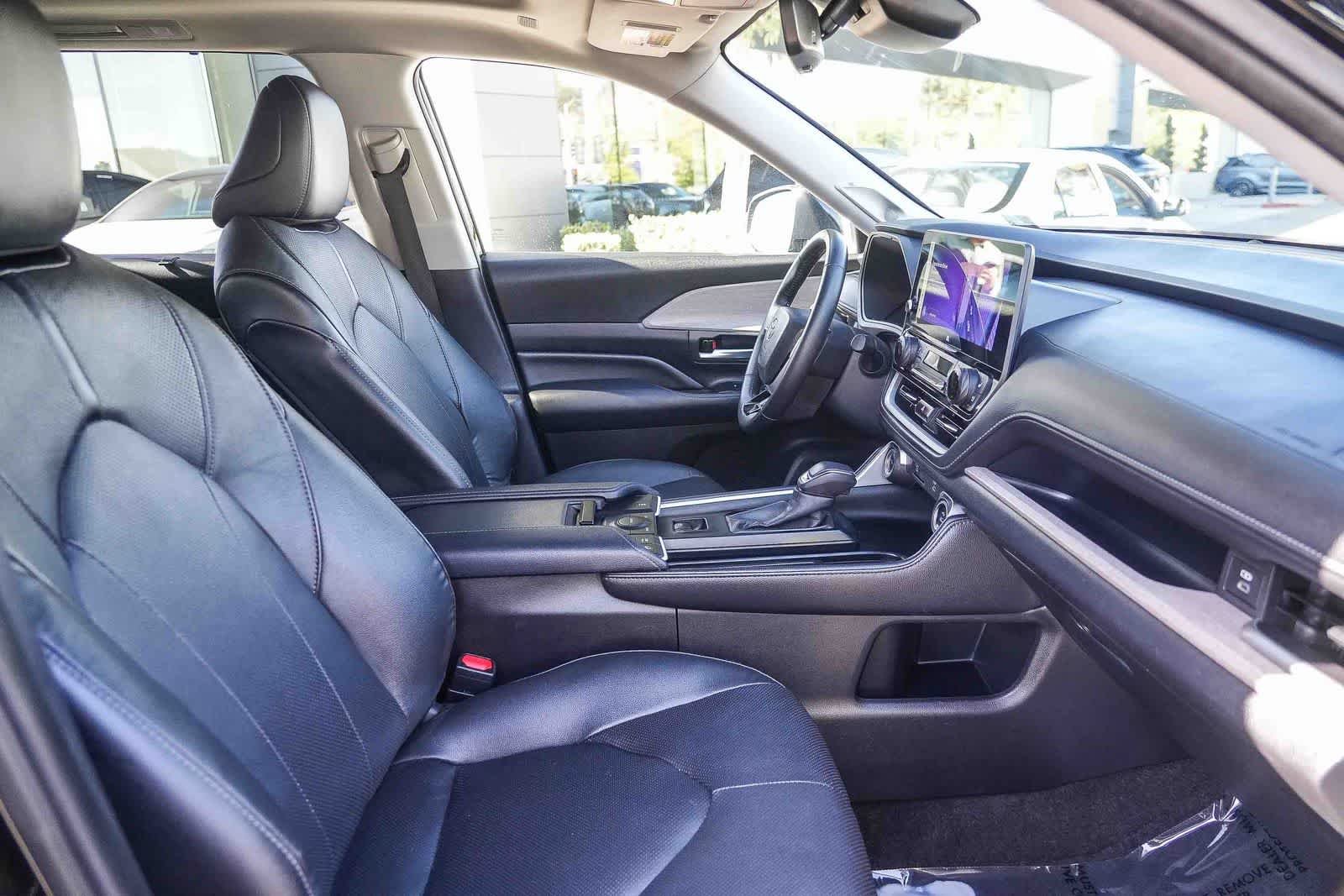 Used 2024 Midnight Black Metallic Toyota Hybrid Limited image 15