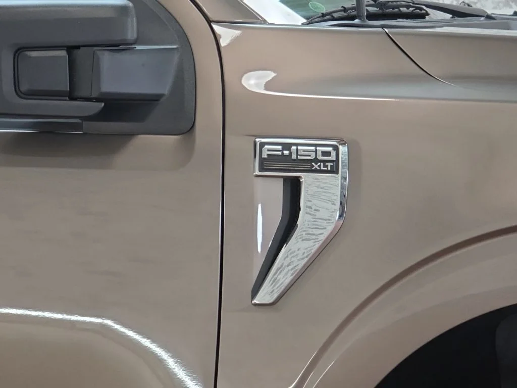 Used 2021 Stone Gray Metallic Ford XLT image 9