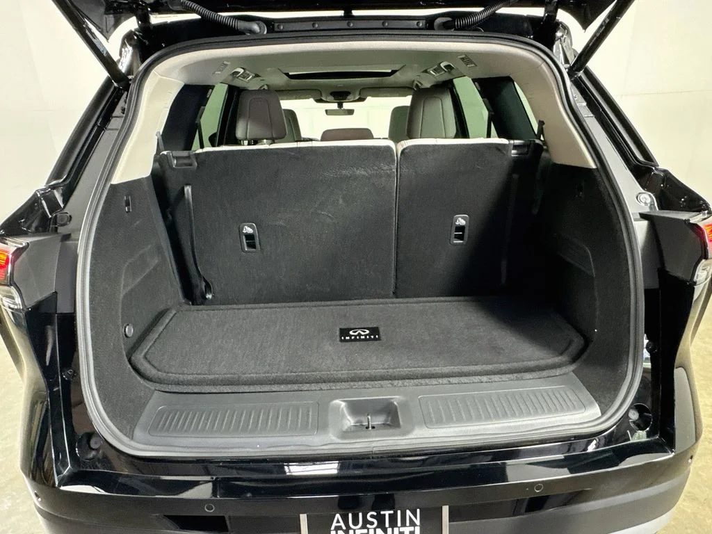 Certified Used 2026 Black INFINITI PURE image 35