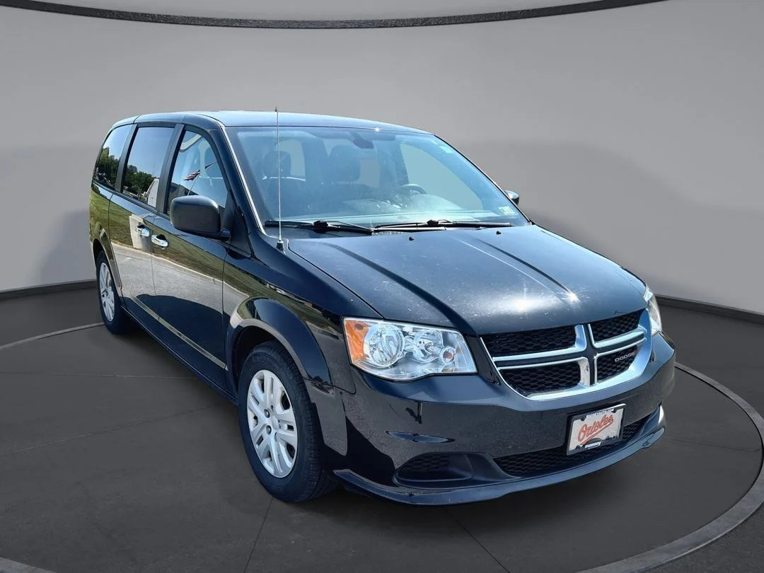 2018 Dodge Grand Caravan SE's photo