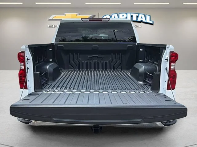 Used 2026 Summit White Chevrolet LT image 31