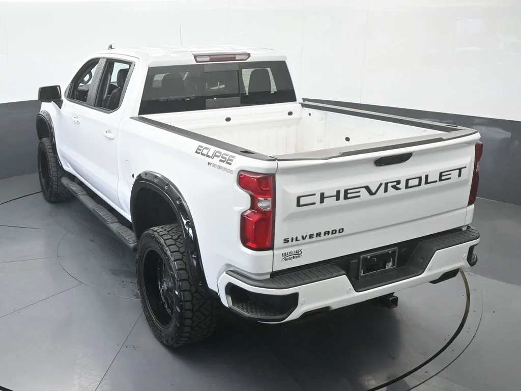 Used 2022 Summit White Chevrolet RST image 55