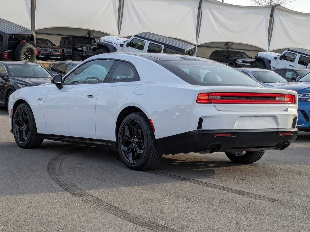 New 2026 White Dodge R/T - - AWD - Blacktop Pack - Hurricane Turbo - 20 Black Wheels & More! image 6