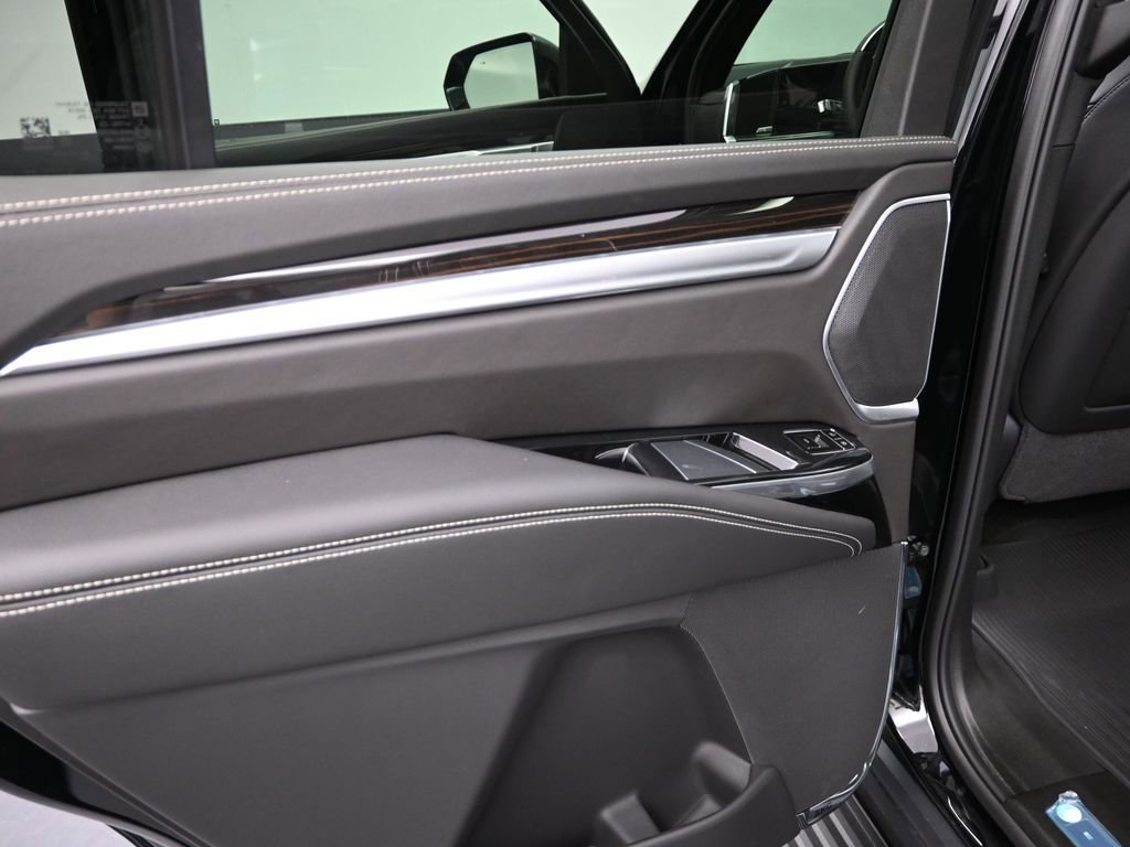 2025 Cadillac Escalade Premium Luxury - Photo 12