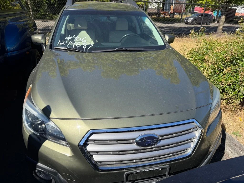 Used 2017 Green Subaru 2.5i Premium image 6