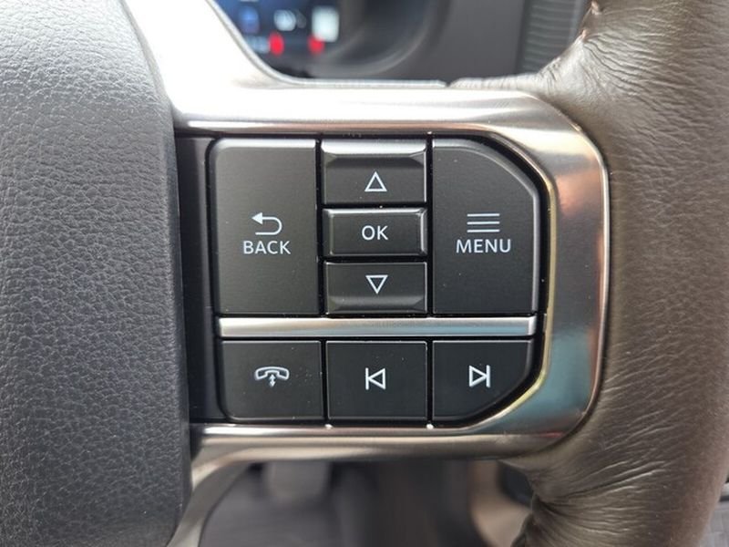 Used 2025 Agate Black Metallic Ford King Ranch image 20