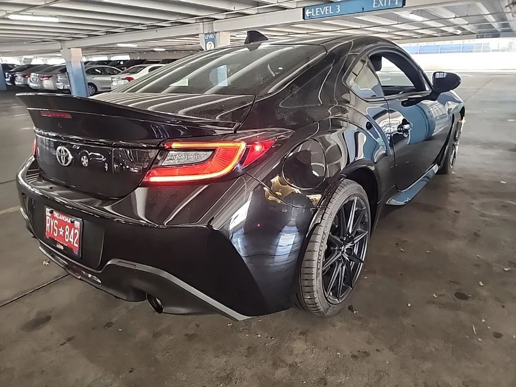 Used 2025  Toyota Premium image 2