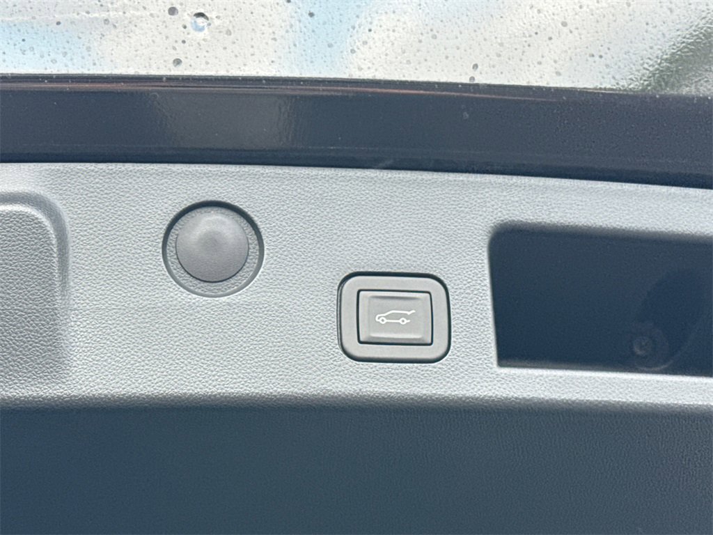 2026 GMC TERRAIN - Image 32