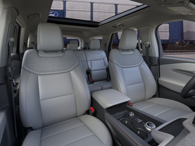 New 2026 Space White Metallic Ford Active image 10