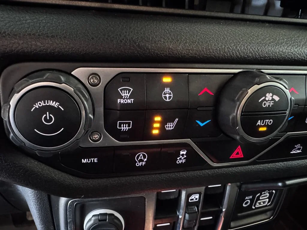 2025 Jeep Wrangler 4-Door Willys - Photo 22