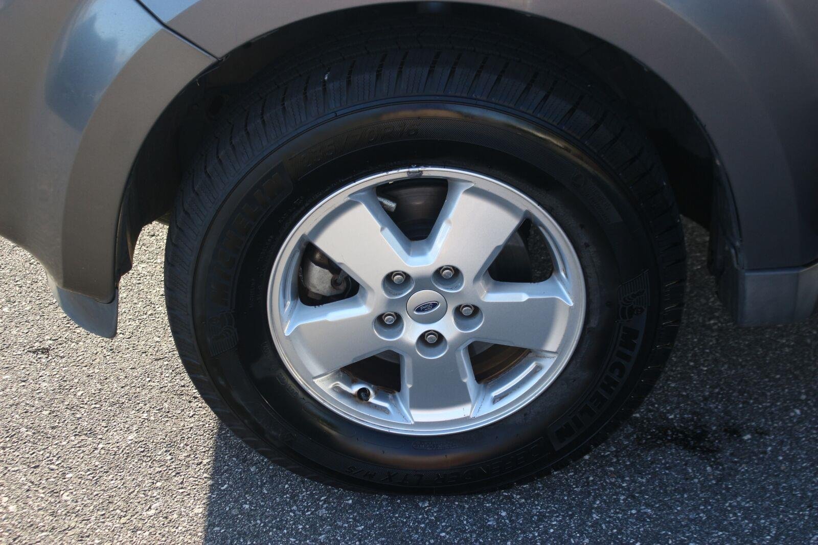 Used 2012 Blue Ford XLT image 33