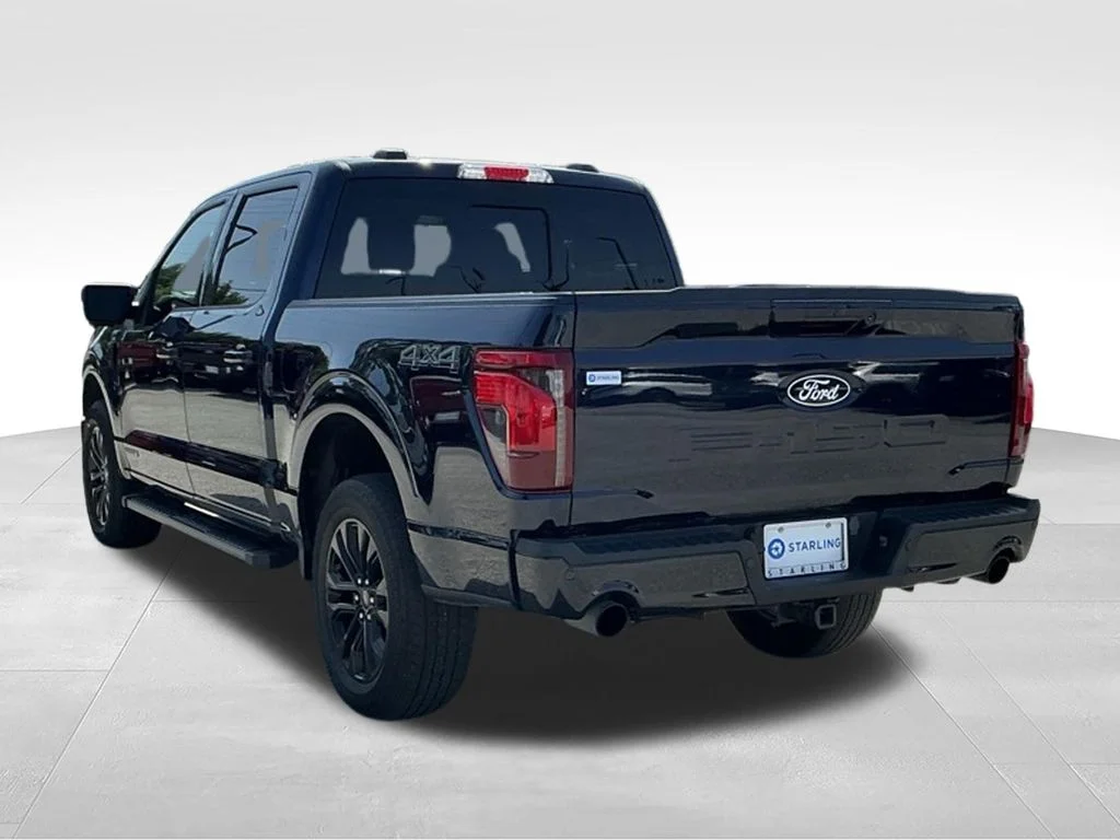Used 2024 Blue Ford XLT image 6