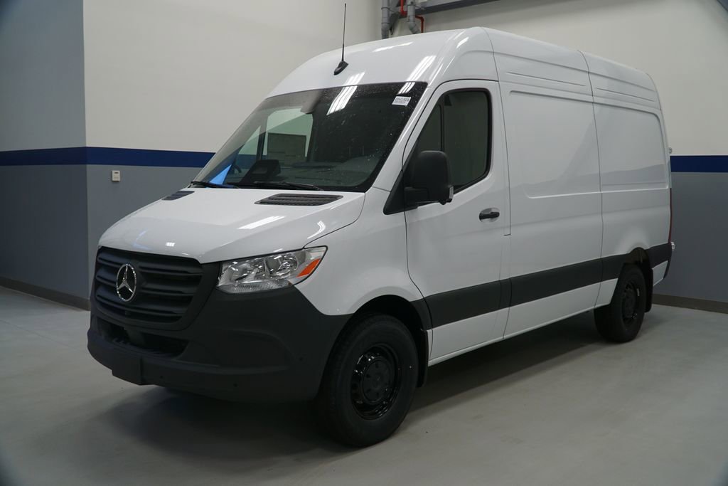 New 2026 Arctic White Mercedes-Benz Cargo 144 WB image 20