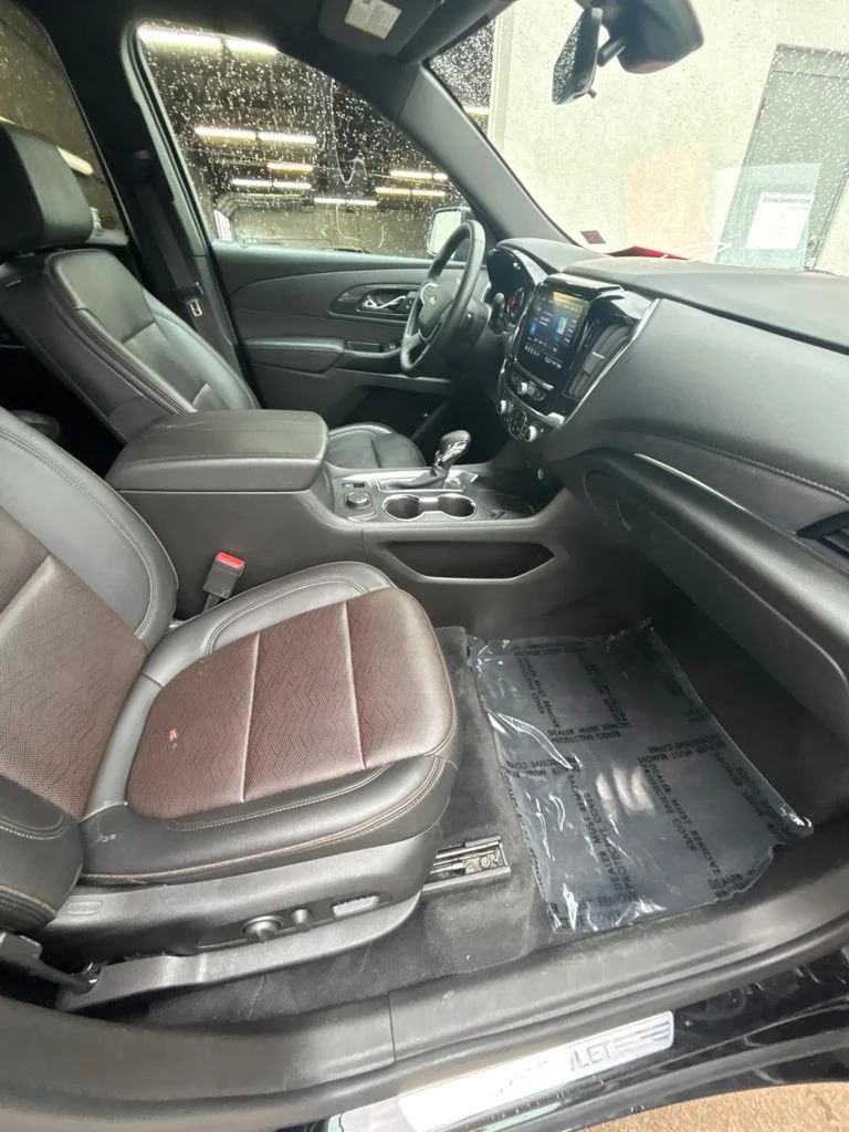 Used 2023 Black Chevrolet High Country image 30