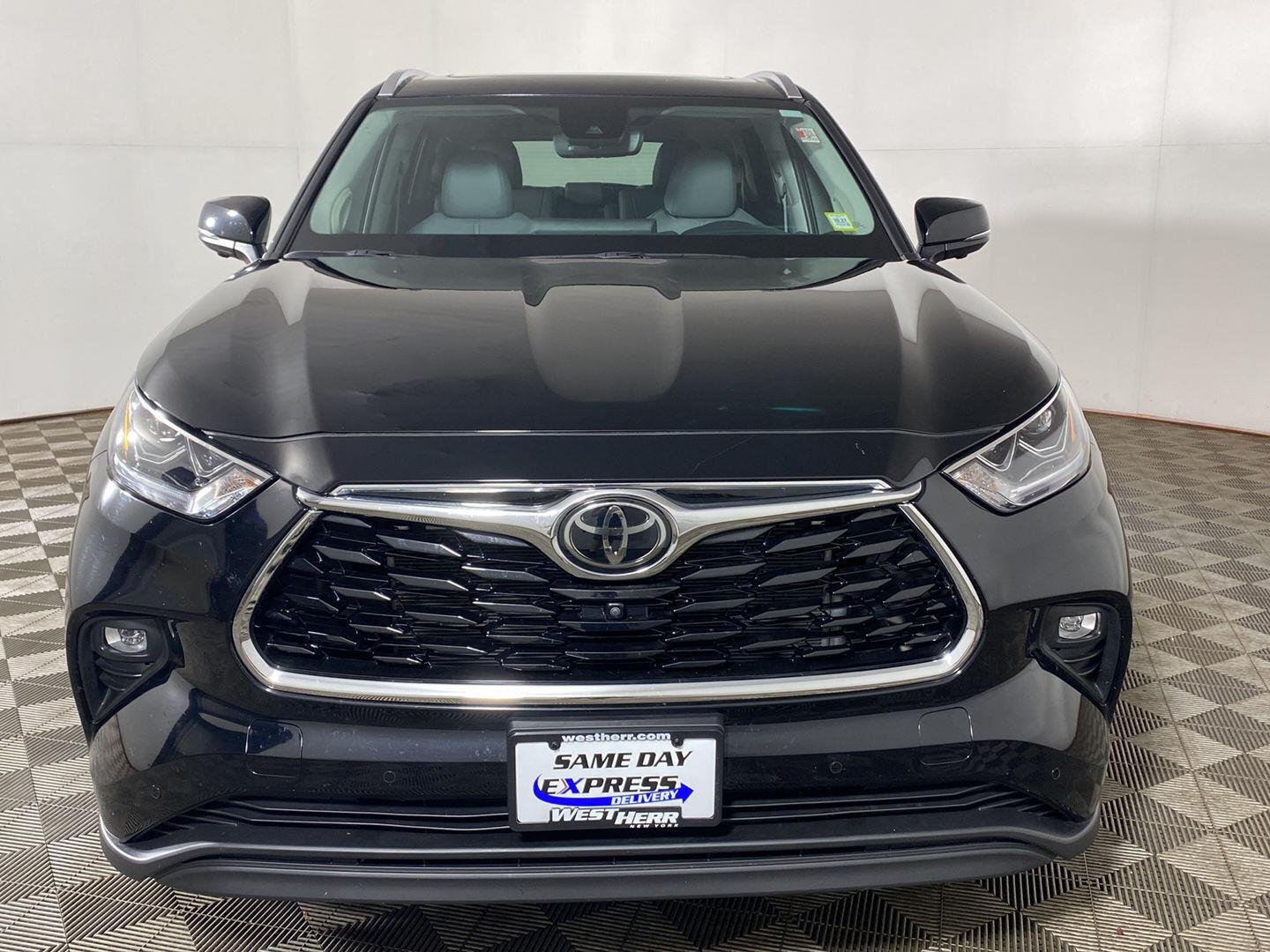 Used 2025 Midnight Black Metallic Toyota Limited image 8