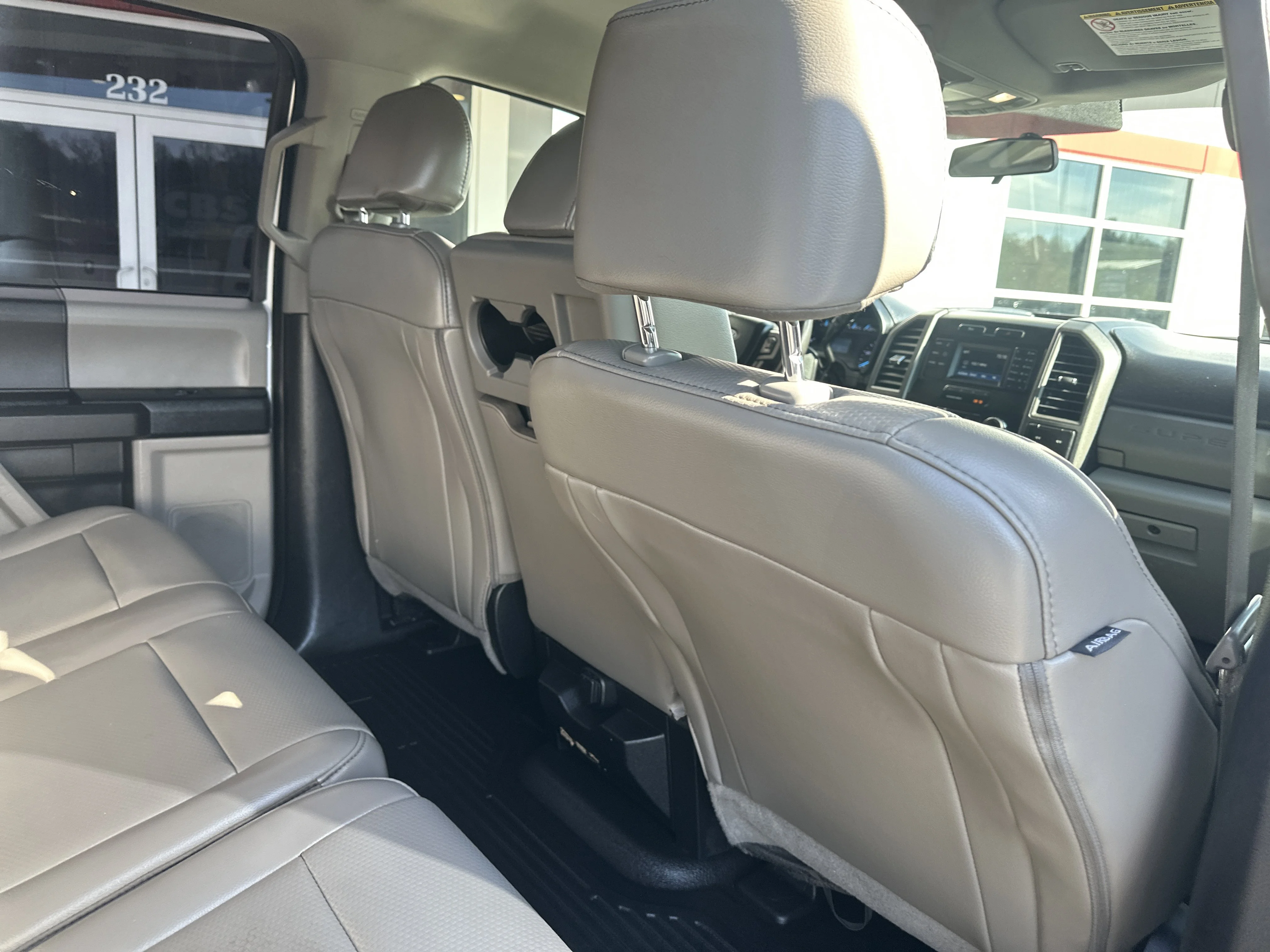 Used 2019  Ford  image 25